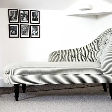 Bed & Breakfast Le 25bis By Leclerc Briant Epernay
