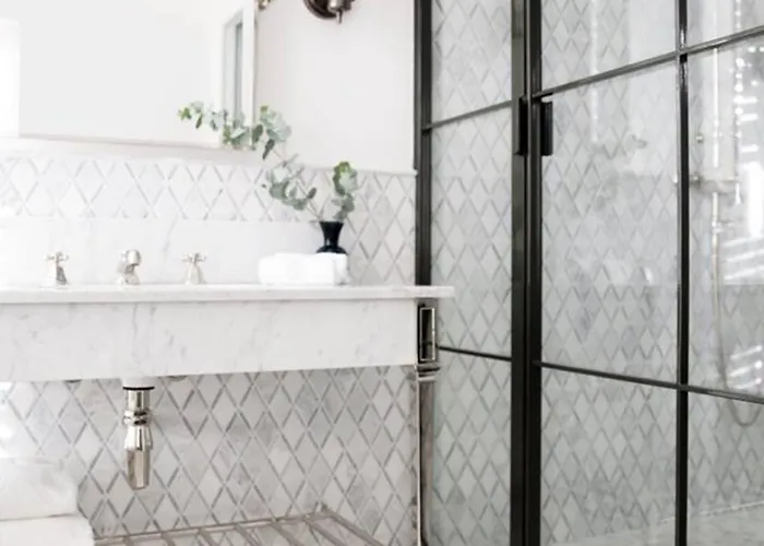 Oda ve Kahvaltı Le 25bis By Leclerc Briant