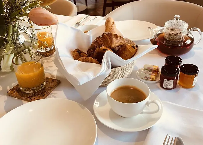 Le 25bis By Leclerc Briant Couette-café Épernay